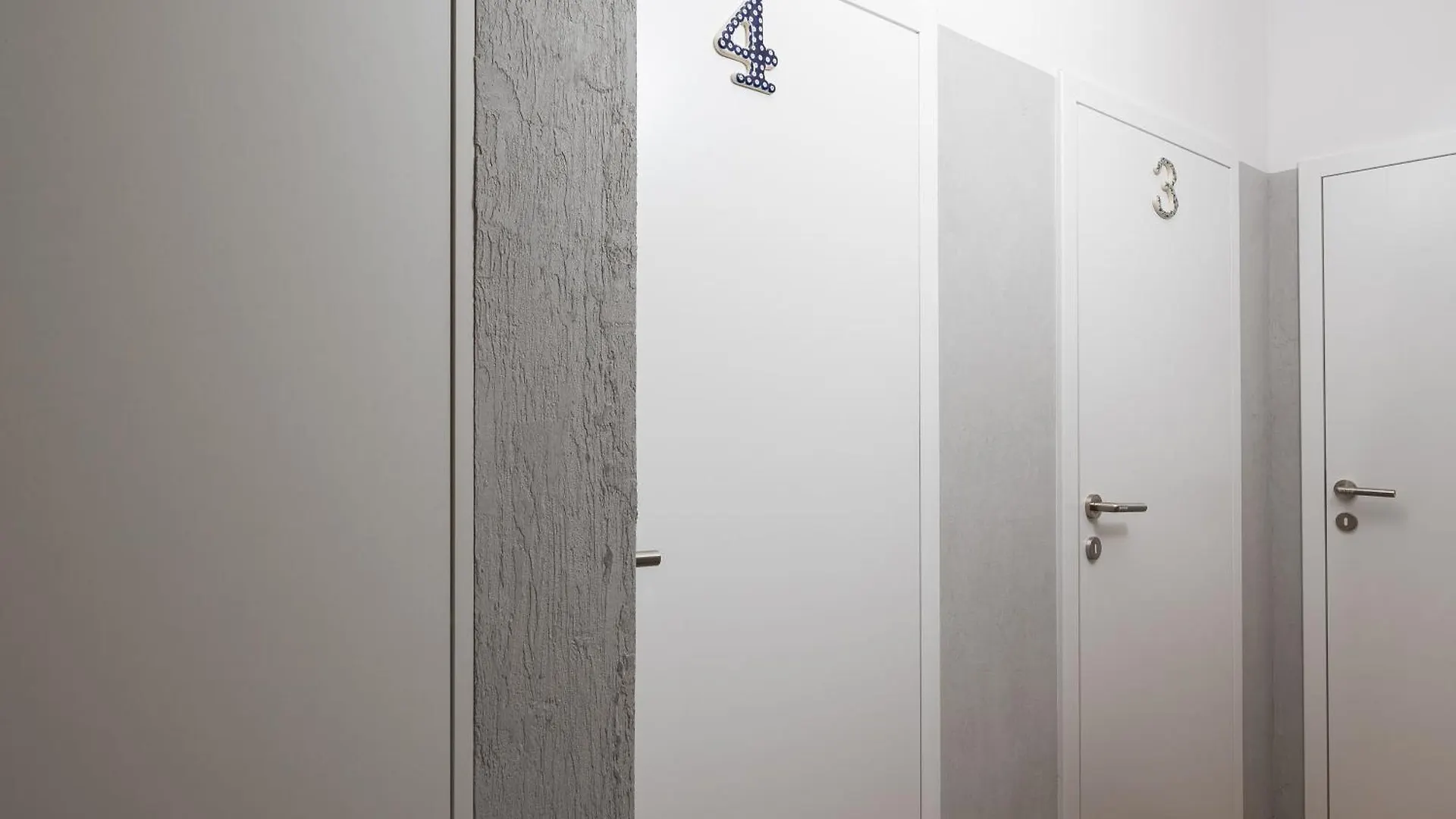 Parkland Homely Studios Warsaw Apartment