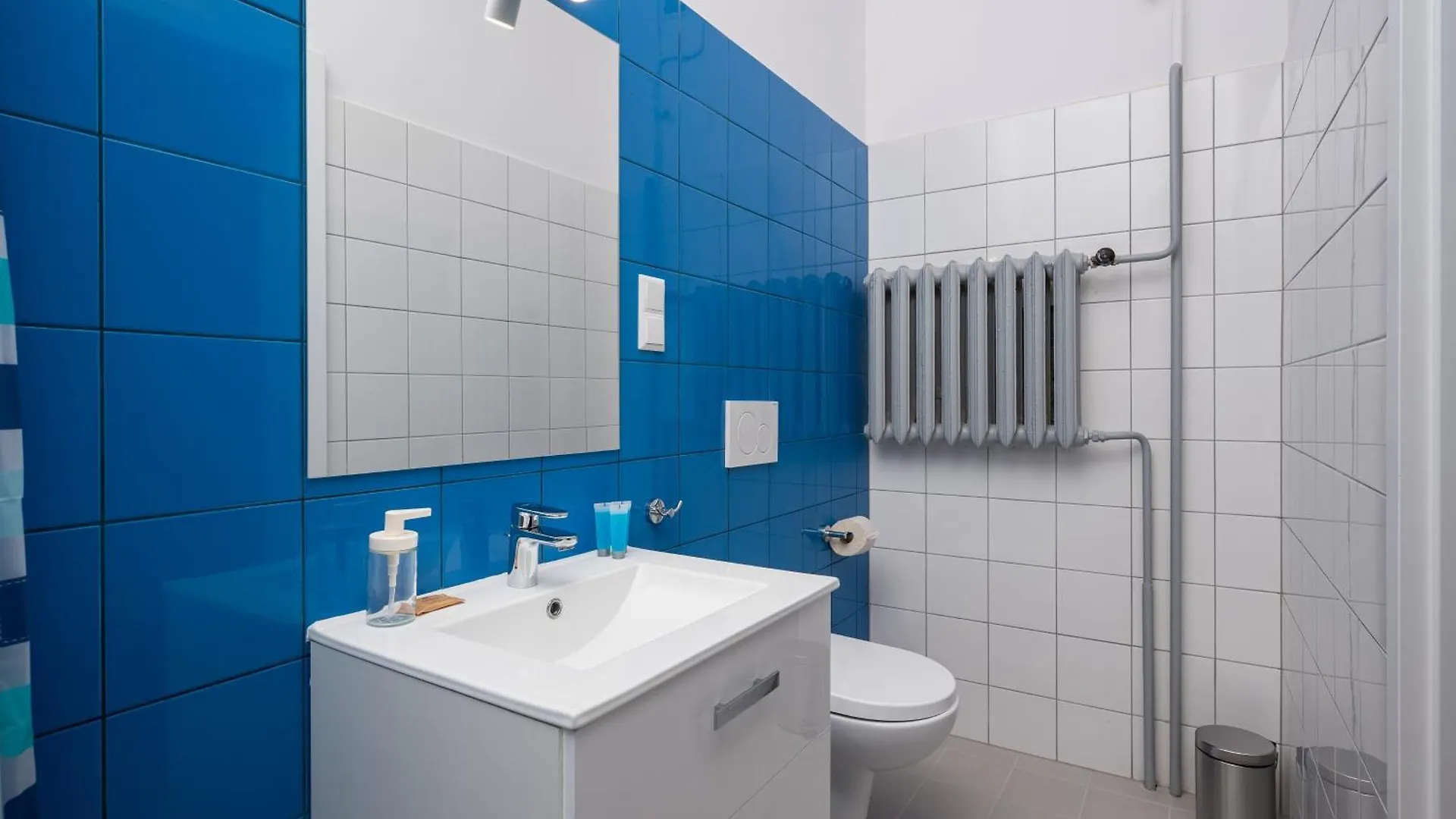Parkland Homely Studios Warsaw 0*,  Poland